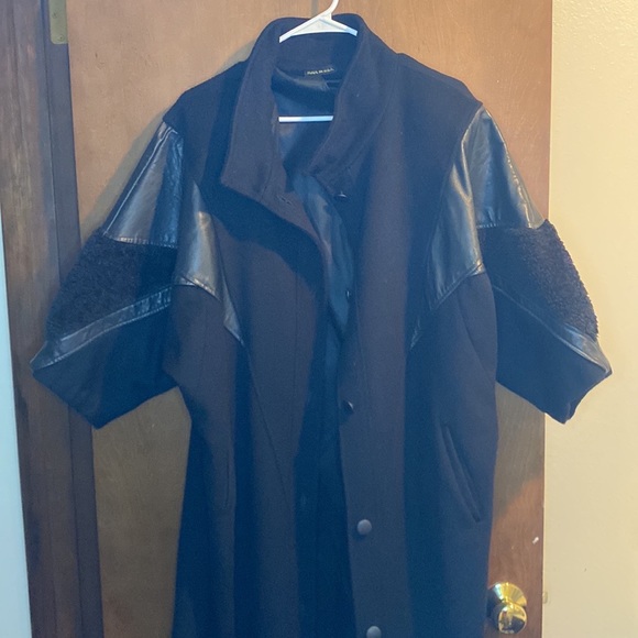 Vintage Black 3/4 sleeve coat - Picture 5 of 8